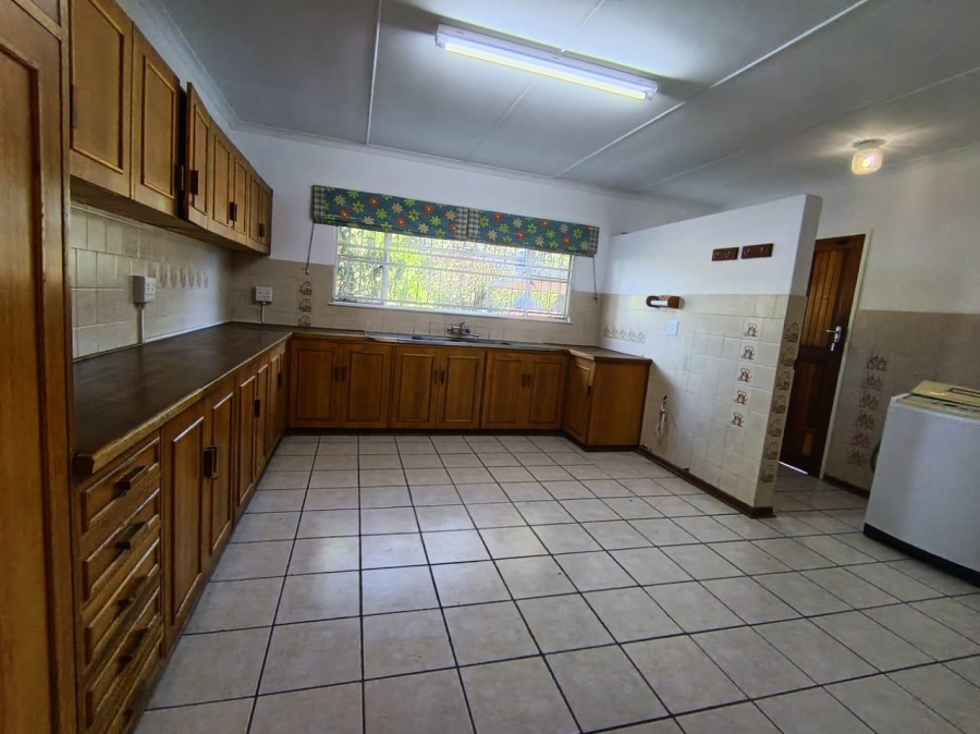 5 Bedroom Property for Sale in Universitas Ridge Free State